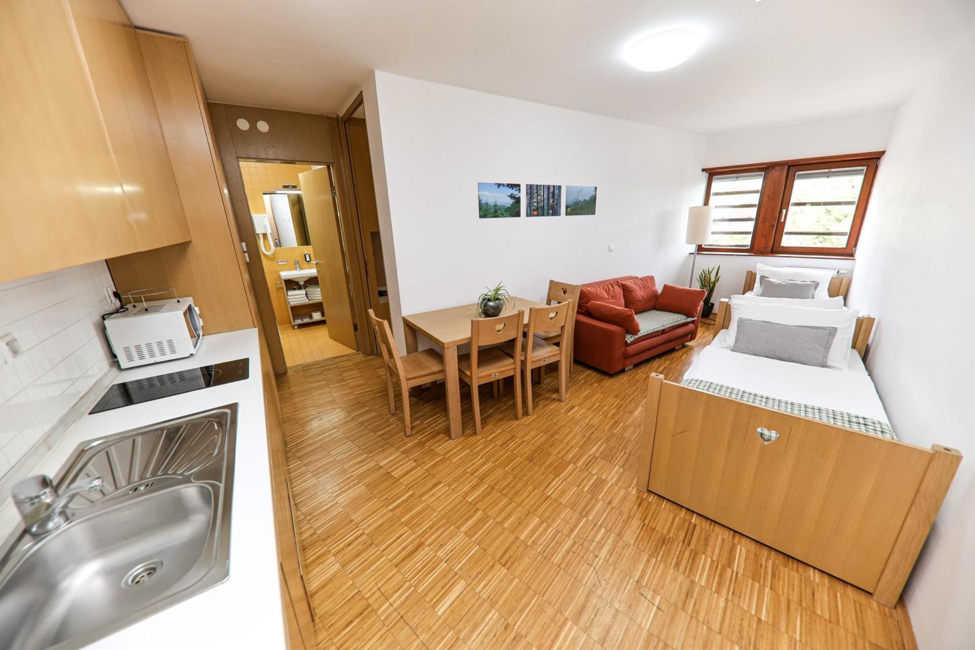 Hotel Celjska Koca Τσέλιε Εξωτερικό φωτογραφία